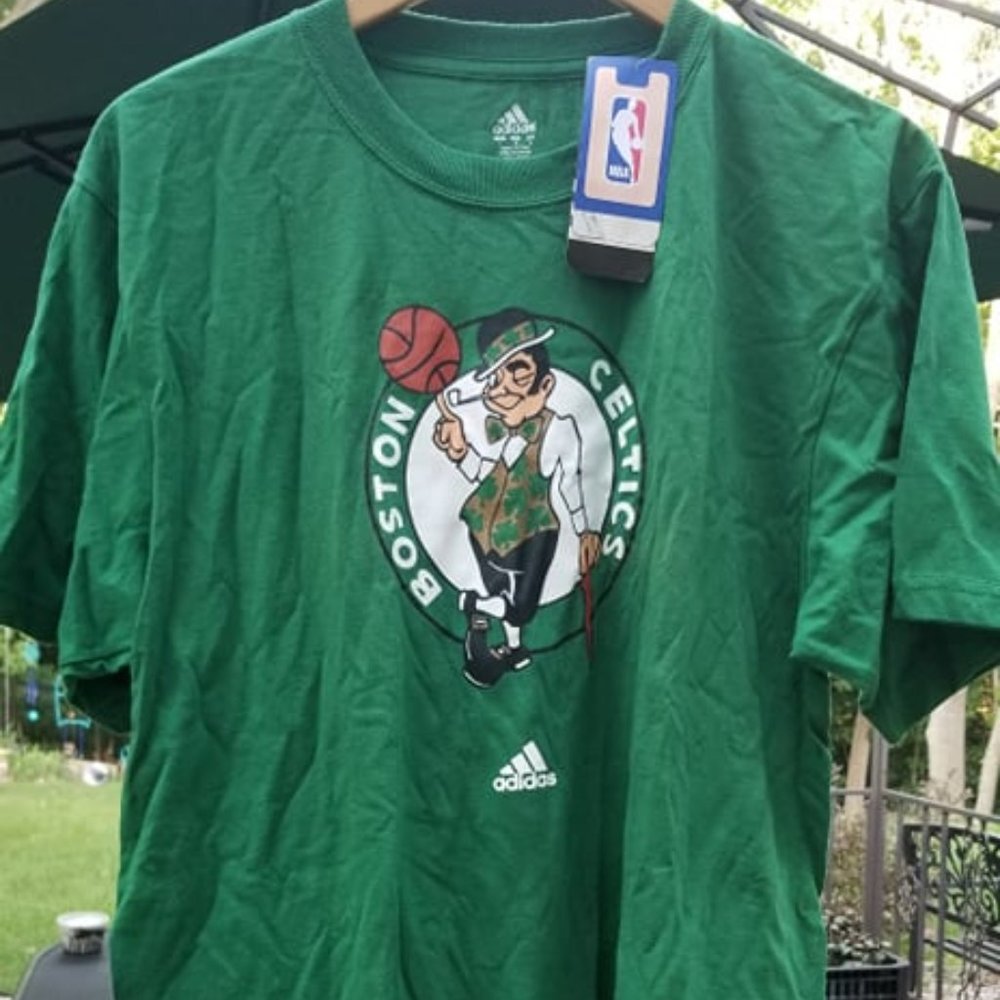 NWT Boston Celtics Adidas Sports T-Shirt L NBA Men